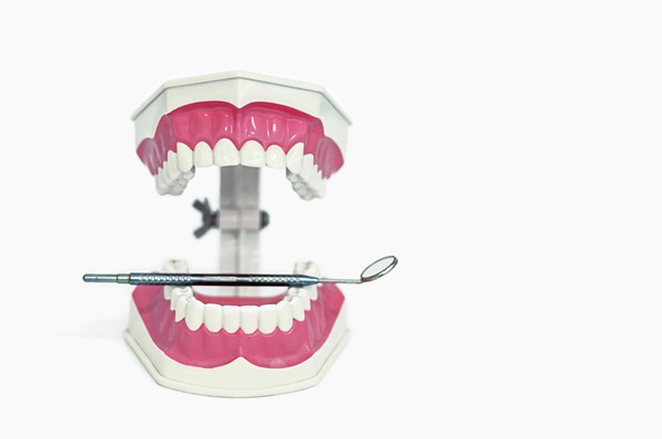 Full Mouth Reconstruction: Who Needs It, What It Includes, And How Long It Takes