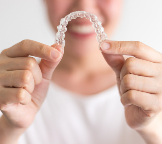 Guidelines for When Invisalign Clear Aligner Trays Are in Your Mouth -  Sonoran Desert Dentistry Scottsdale Arizona