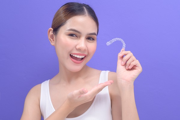 Guidelines For When Invisalign Clear Aligner Trays Are In Your Mouth