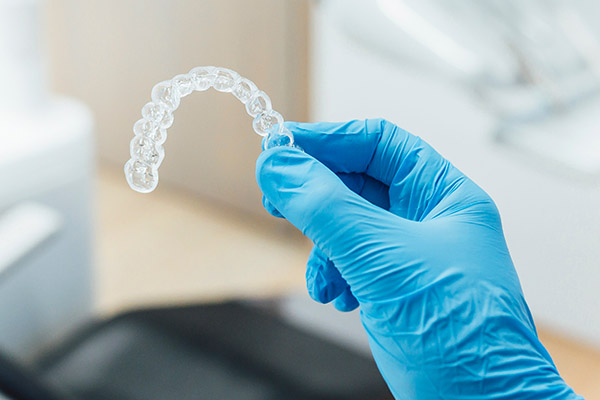 Can Invisalign Be Used for Top and Bottom Teeth? from Sonoran Desert Dentistry in Scottsdale, AZ