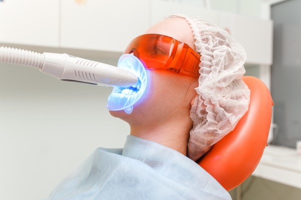 Laser Teeth Whitening And Teeth Sensitivity To Temperature